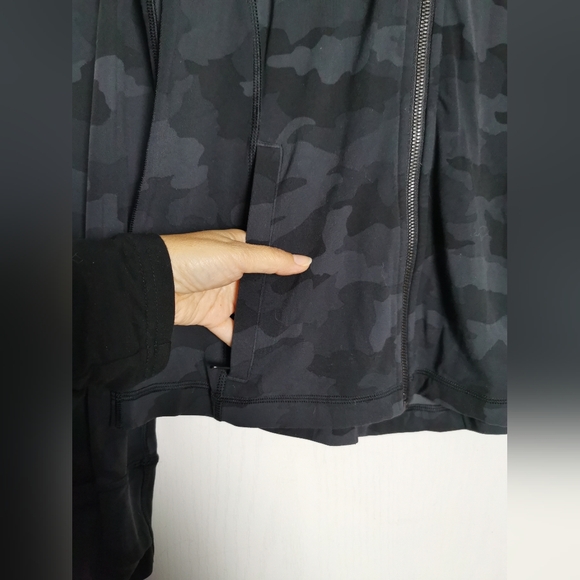 Lululemon Hooded Define Jacket *NuluHeritage 365 Camo Deep Coal Multi 12 - Picture 8 of 13